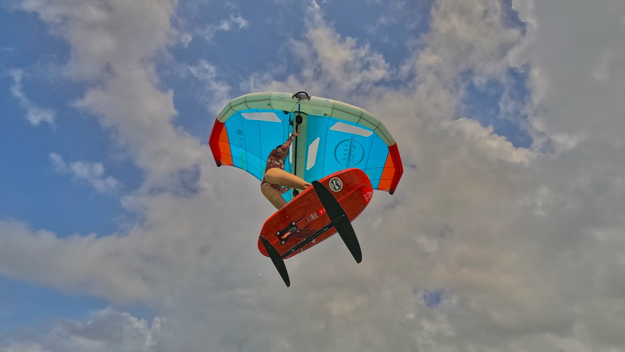 Starboard iGnite Wing : la review d’Enoha Laurent, championne du monde U16